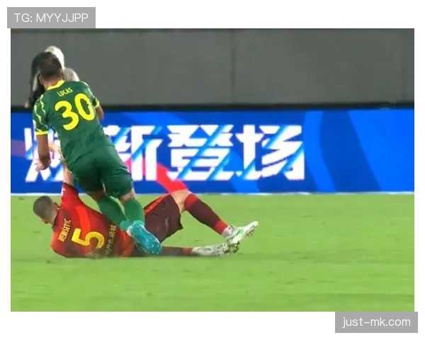 任意球判罚规则拆解：哪些情况必须重新开球？